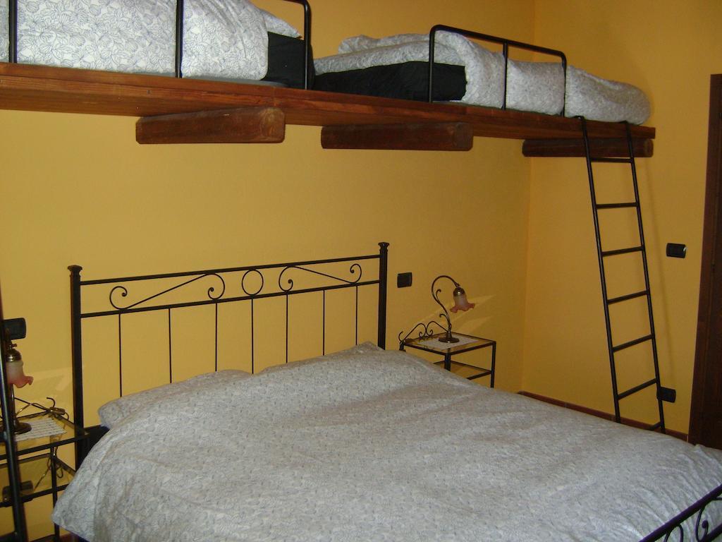 Agriturismo A Nostro Mizoun Ostana Chambre photo